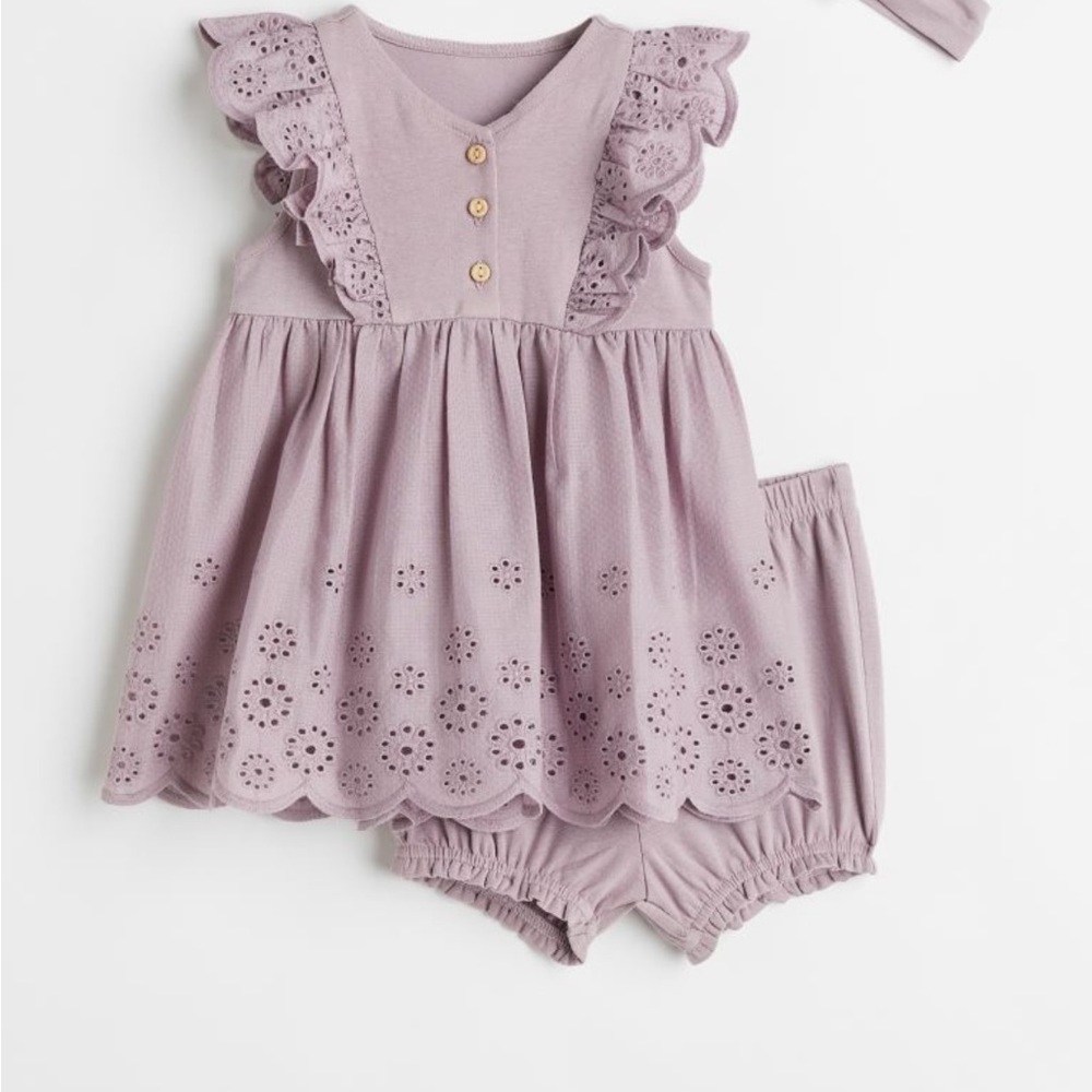 H&M Dress with Shorts 9-12 months Style 0932242015